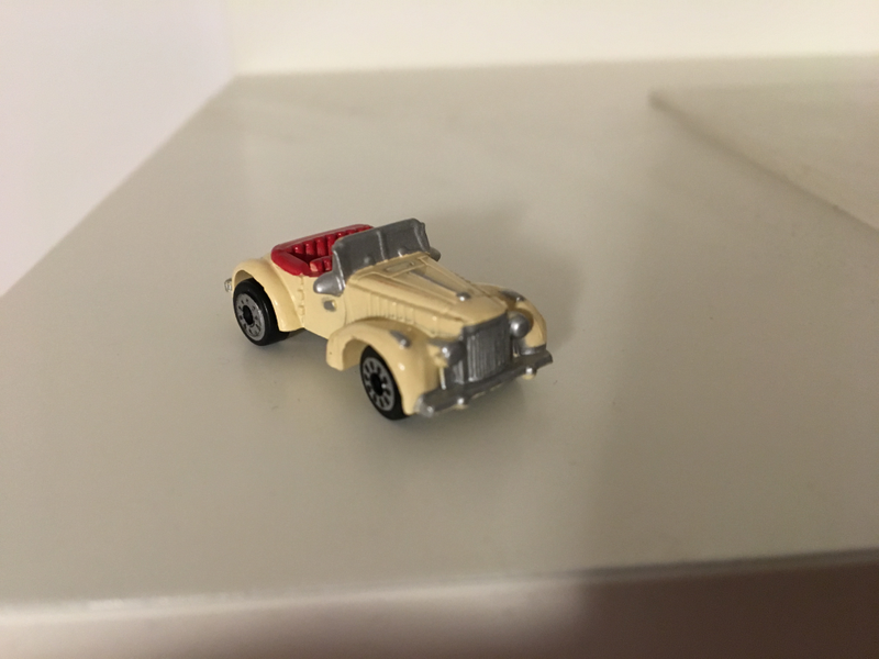Illustration for article titled Micro Monday: Roadster editionÂ